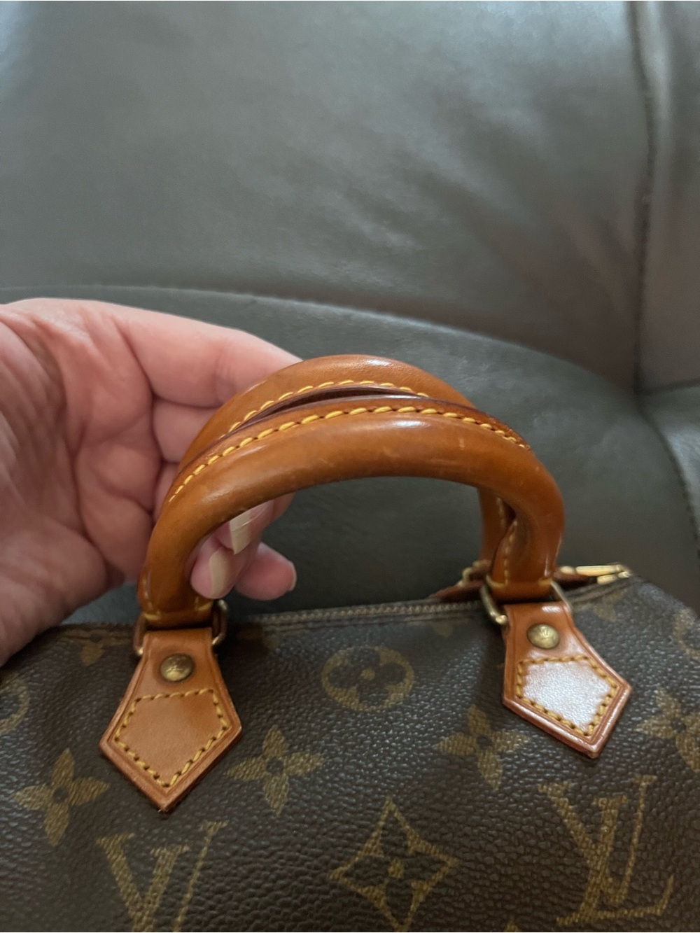 Louis Vuitton Monogram Mini Speedy - Picture 2 of 16